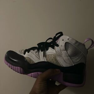 The color is purple and black very nice